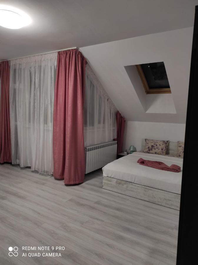 Iglika 2 Snowy Night V 31 Apartment โบโรเวทส์ ภายนอก รูปภาพ